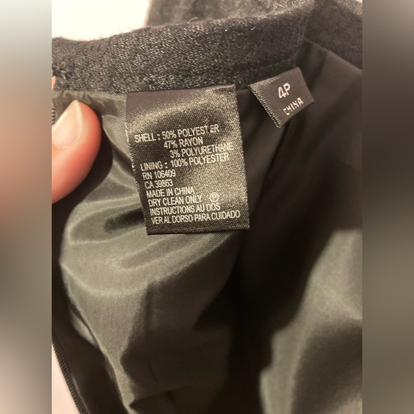 Tahari Suit Set - Picture 15 of 15